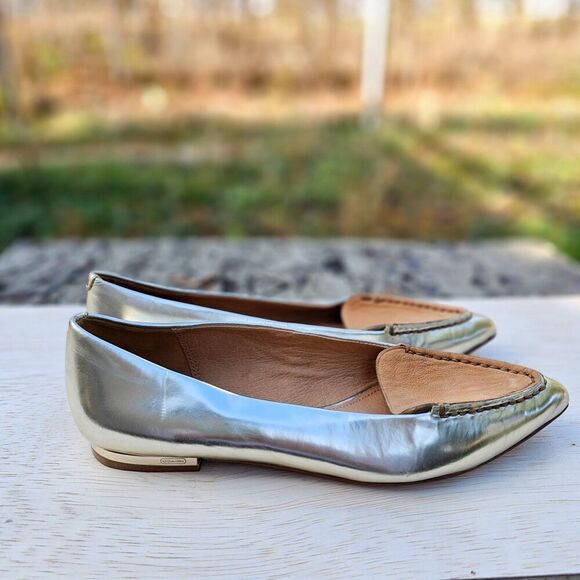 COACH  Walsh Metallic Silver Shoes Flats Loafers Rare Comfy Size 5 B, Pre-owned - Picture 2 of 9